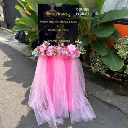 Dqueen Florist - Bunga Papan Wedding Jakarta Pusat