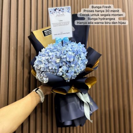 Dqueen Florist - Buket Bunga Hand Bouquet Bucket Bunga Segar Hydrangea